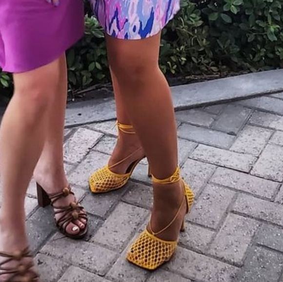 Bottega Veneta Lace-up mesh pumps - Picture 15 of 16